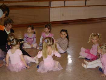 Emmaâ€™s Ballet Class